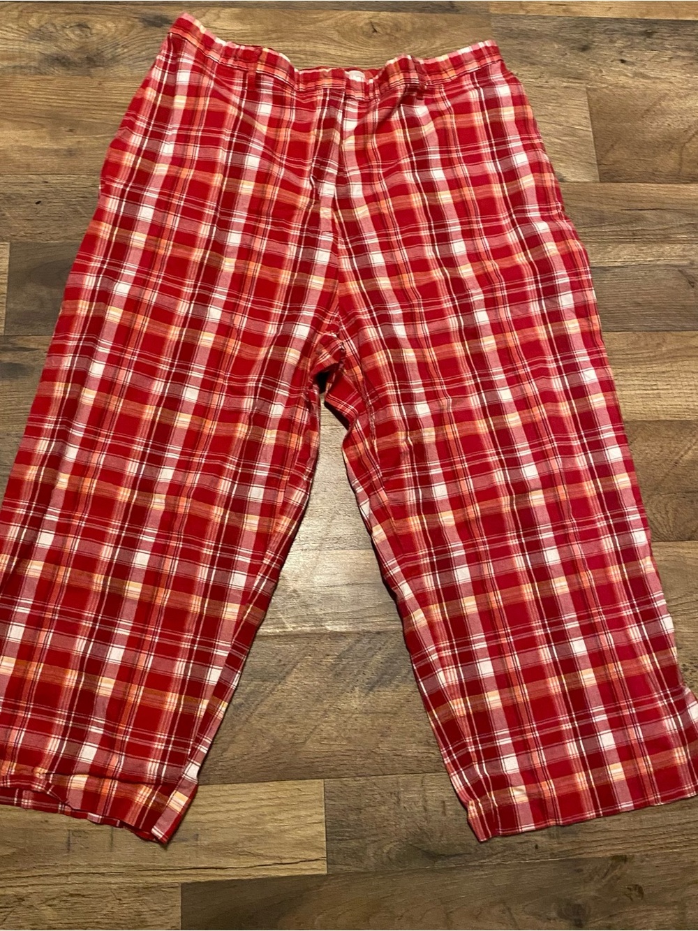 Faded Glory Red Plaid Cropped Pants